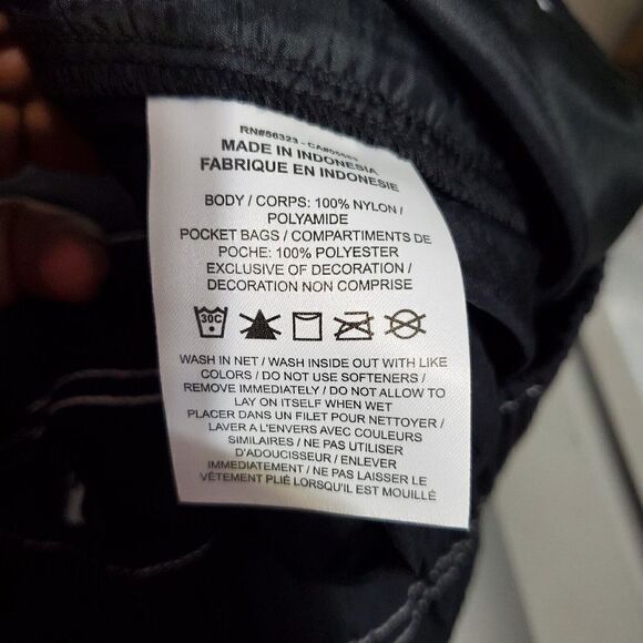 Nike Womens Sz Medium High Rise Shorts Loose Fit  Logo Black DM6752 010 NWT - Picture 8 of 9